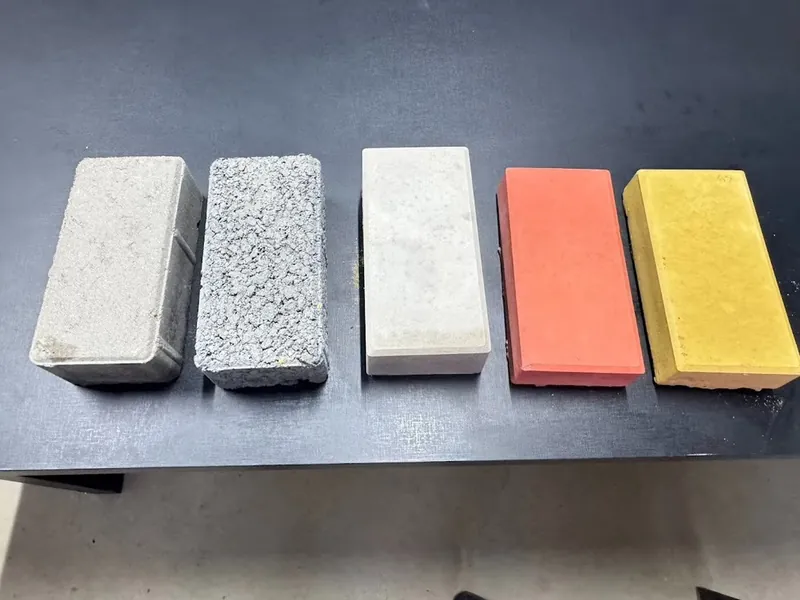 Piso de paver intertravado 10x20 assentado em espinha de peixe